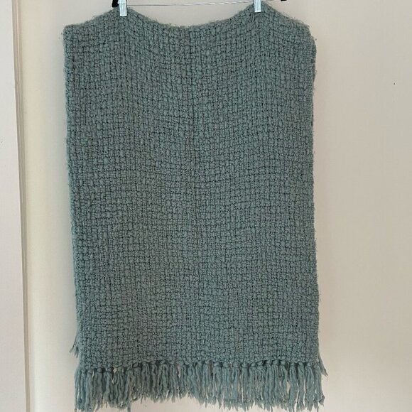 Pottery Barn Chunky Knit Turquoise Blue Throw Blanket with Fringe 50x60 inches - Picture 2 of 8